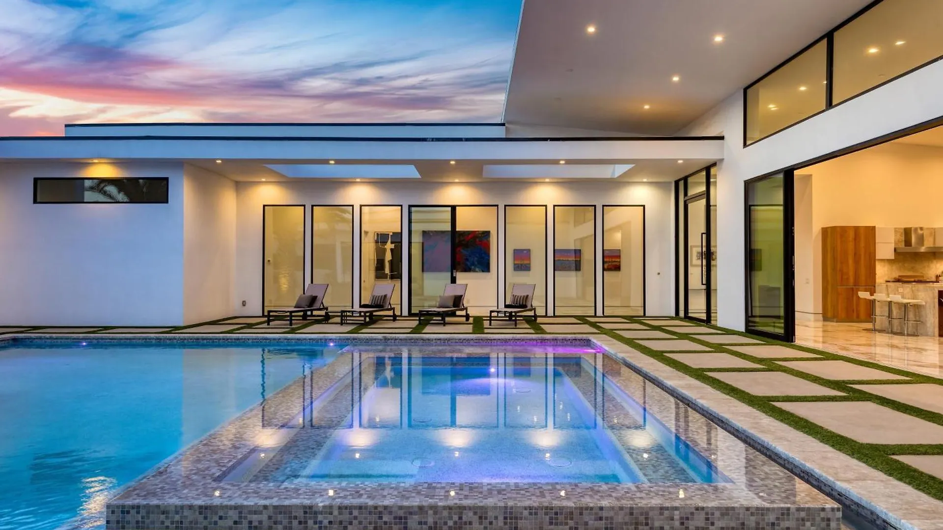 Holiday home Rancho Mirage Oasis w Pool Hot Tub Bocce Putting Green Firepit
